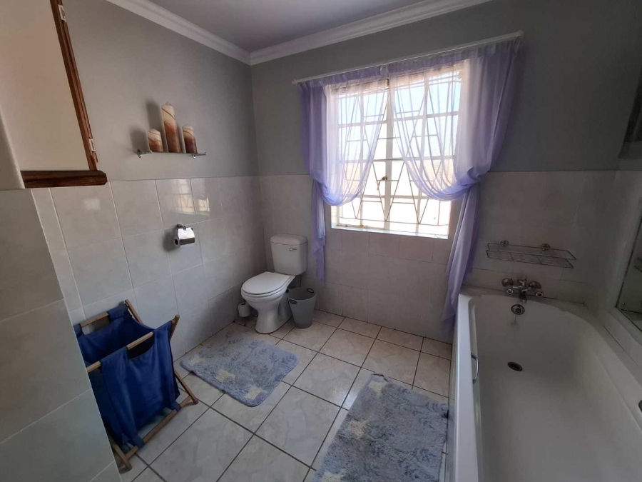 4 Bedroom Property for Sale in Karos Northern Cape